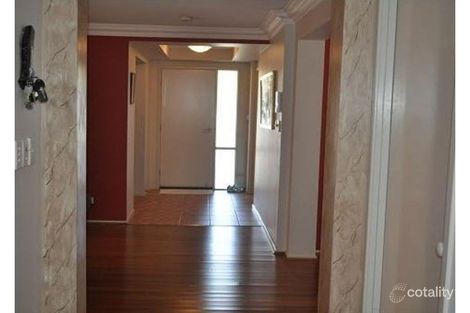 Property photo of 22 Dellwood Circuit Molendinar QLD 4214