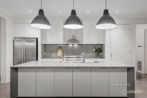 Property photo of 12 Tovan Akas Avenue Bentleigh VIC 3204