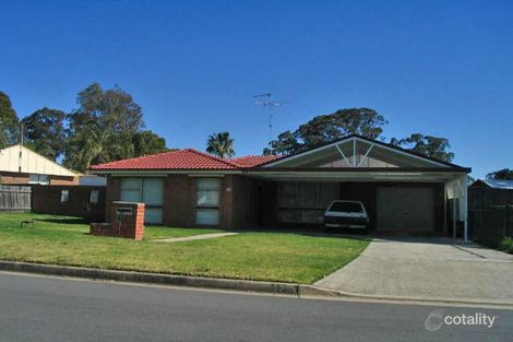 12 Olliver Cres, St Clair, NSW 2759