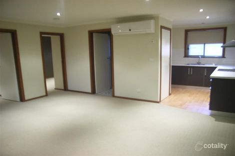 2/554 Douglas Rd, Lavington, NSW 2641