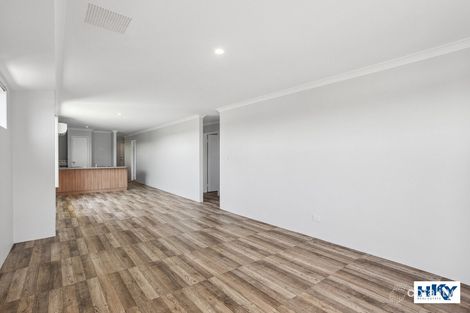 Property photo of 26 Simmonds Pass Ellenbrook WA 6069