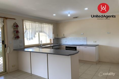 Property photo of 17 Silvereye Place Hinchinbrook NSW 2168