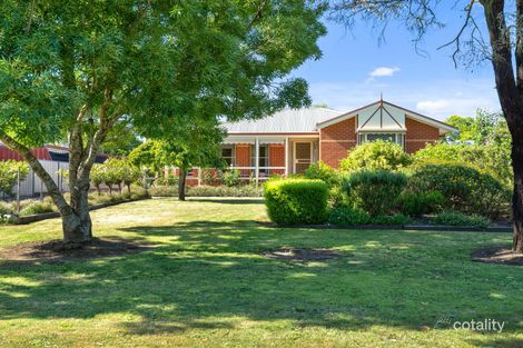 Property photo of 21 Roch Court Ballan VIC 3342