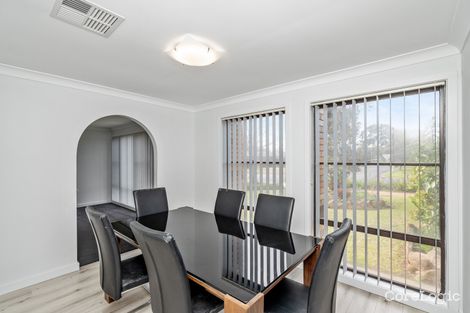 Property photo of 10 Bandera Avenue Glenfield Park NSW 2650