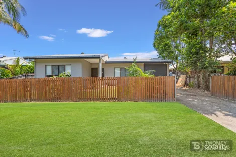 37 Cracknell Rd, White Rock, QLD 4868