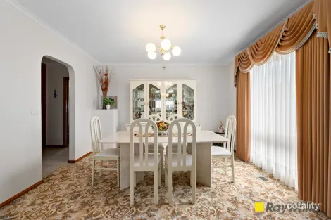 Property photo of 47 Wanaka Drive Keilor Downs VIC 3038