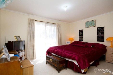 Property photo of 24 Willow Drive Hampton Park VIC 3976