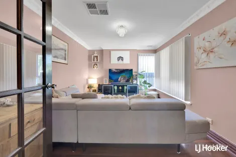 Property photo of 48 Connemara Drive Thornlie WA 6108