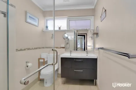 Property photo of 48 Connemara Drive Thornlie WA 6108