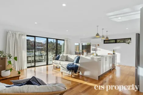 Property photo of 12/38 Waterworks Road Dynnyrne TAS 7005