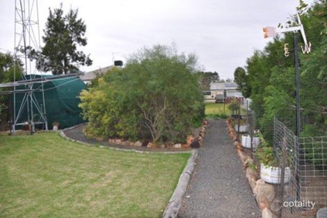 Property photo of 8 Chambers Street Amby QLD 4462