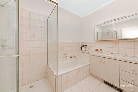 Property photo of 2/12 Wanalta Road Carnegie VIC 3163