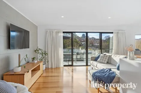 Property photo of 12/38 Waterworks Road Dynnyrne TAS 7005
