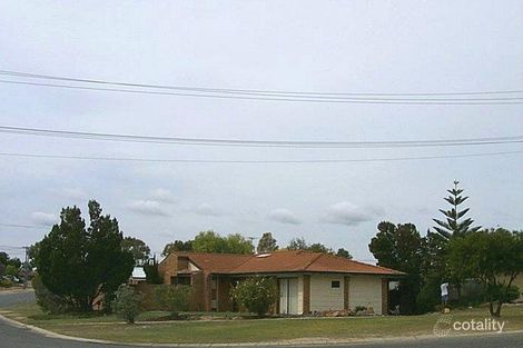 28 Fantome Rd, Craigie, WA 6025