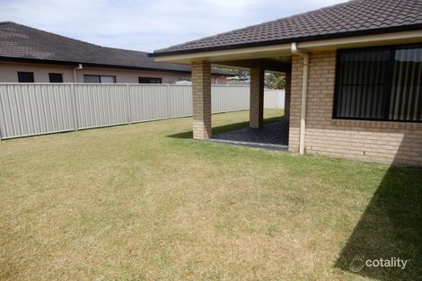 Property photo of 37 Wamara Crescent Forster NSW 2428