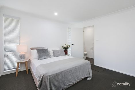 Property photo of 3 Willowin Close Green Point NSW 2251