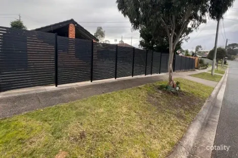 Property photo of 17 Parkdale Drive Carrum Downs VIC 3201