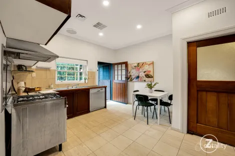 Property photo of 4/405 Toorak Road Toorak VIC 3142