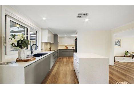 Property photo of 18 Kirkton Street Wanniassa ACT 2903