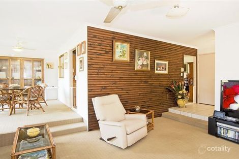 Property photo of 7 Kauri Court Palm Beach QLD 4221