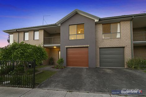 Property photo of 28 Grevillea Circuit Maidstone VIC 3012