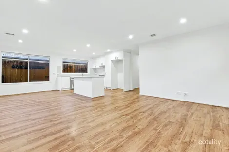 Property photo of 26 Cabernet Way Pakenham VIC 3810