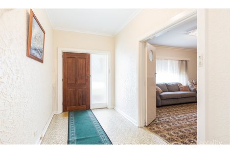 Property photo of 28 Banksia Street Mount Gambier SA 5290