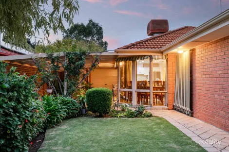 Property photo of 2 Emma Close Mitchell Park SA 5043