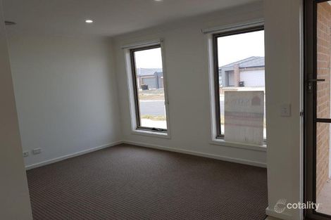 Property photo of 23 Gillespie Drive Weir Views VIC 3338