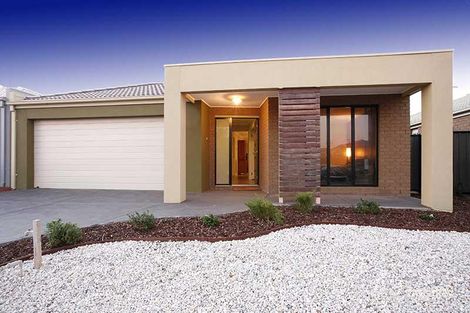 18 Archibald Ch, Point Cook, VIC 3030