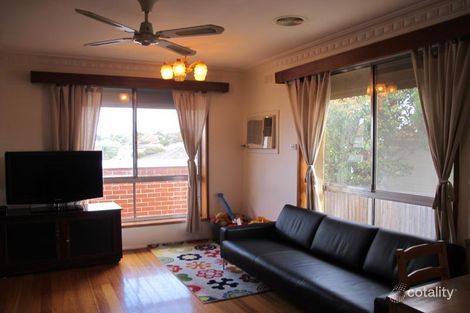Property photo of 4/64 Ardmillan Road Moonee Ponds VIC 3039