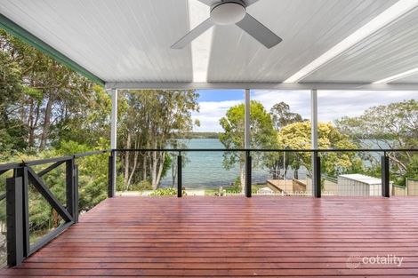 Property photo of 35 Macquarie Road Mannering Park NSW 2259