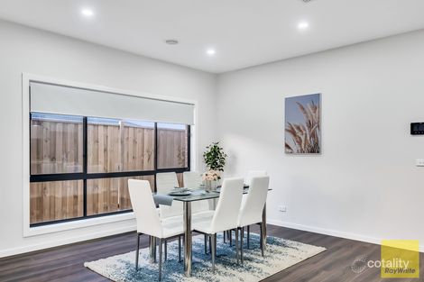 Property photo of 19 Ludo Circuit Truganina VIC 3029