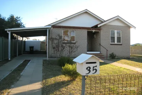 35 King St, West Tamworth, NSW 2340