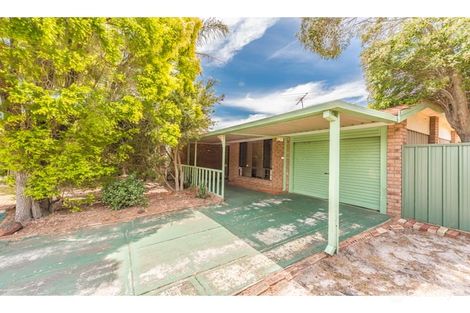 Property photo of 84 Excalibur Circle Camillo WA 6111