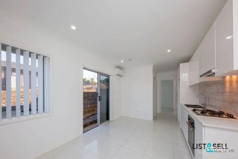 45 Mahoney Dr, Campbelltown, NSW 2560