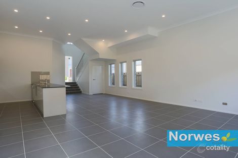 Property photo of 10 Durack Crest Norwest NSW 2153
