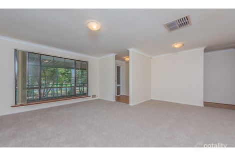 Property photo of 84 Excalibur Circle Camillo WA 6111