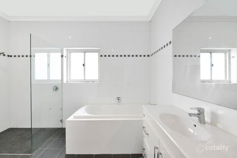 Property photo of 30 Cantrill Avenue Maroubra NSW 2035