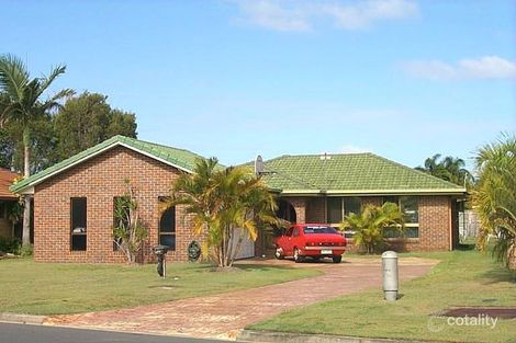 11 Burrendong Rd, Coombabah, QLD 4216