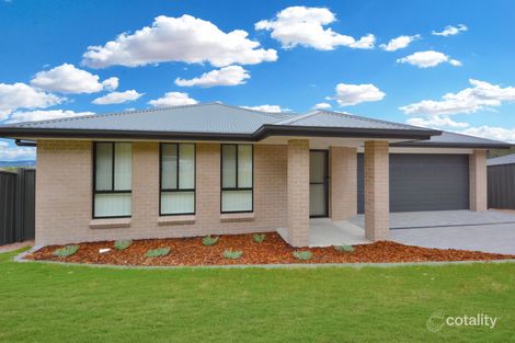 18 Ayes Ave, Cameron Park, NSW 2285