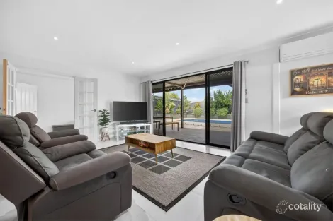 Property photo of 5 Edgewater Road Safety Bay WA 6169