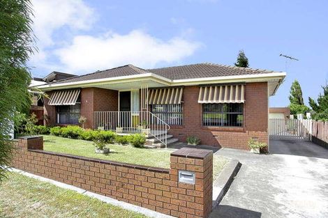 Property photo of 9 Rushden Close Bell Post Hill VIC 3215