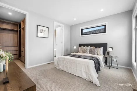 Property photo of 2/215 Highfield Road Camberwell VIC 3124