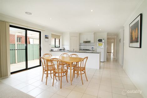 Property photo of 27 St Michaels Place Lake Gardens VIC 3355