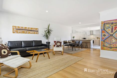 Property photo of 2/31 King Georges Avenue Mornington VIC 3931
