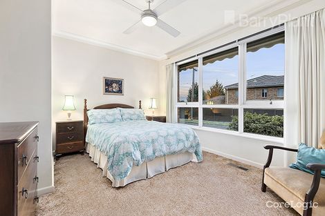Property photo of 27 Windsor Avenue Mount Waverley VIC 3149