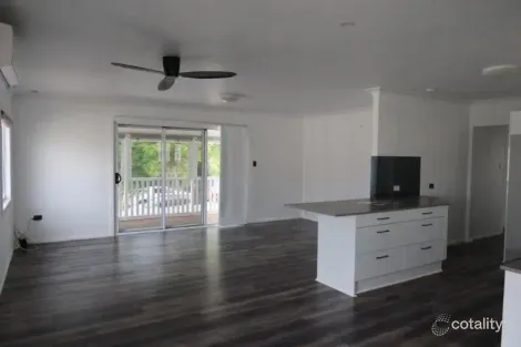 Property photo of 46 Murphy Street Scarborough QLD 4020