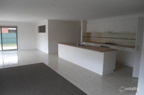 Property photo of 10 Caulfield Drive Ascot VIC 3551