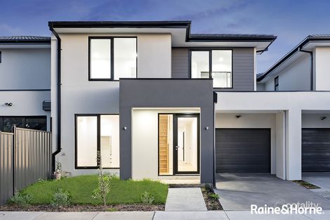 12c Normanby St, Cranbourne, VIC 3977
